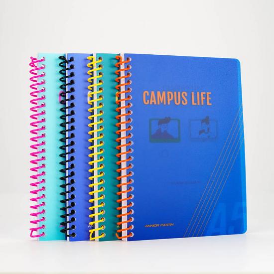 Caderno universitário de encadernação em espiral A5
